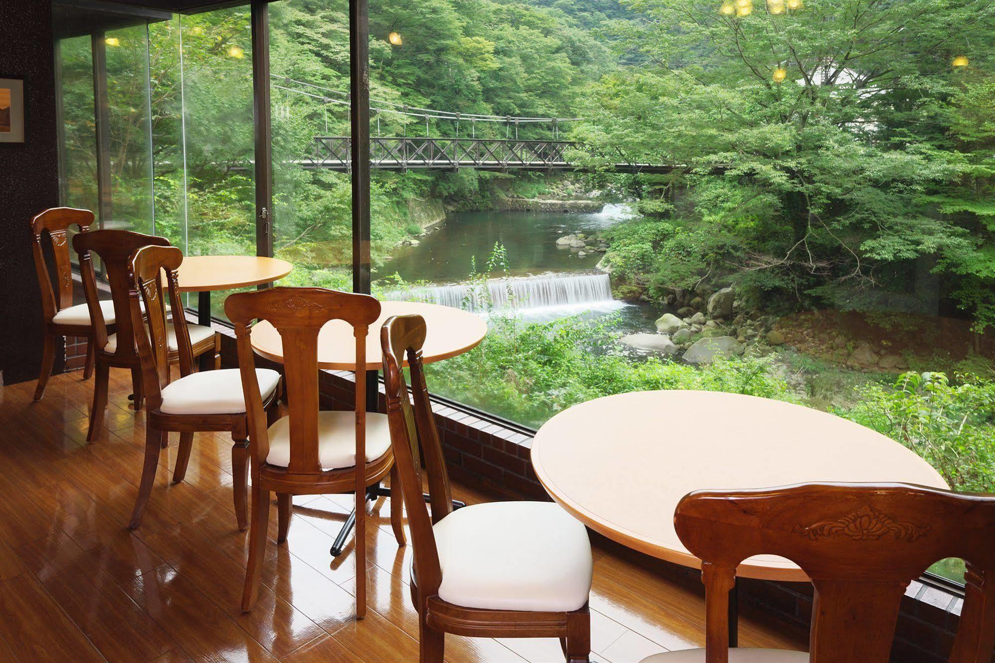 Tonosawa Quatre Saisons Hotel Hakone Exterior photo